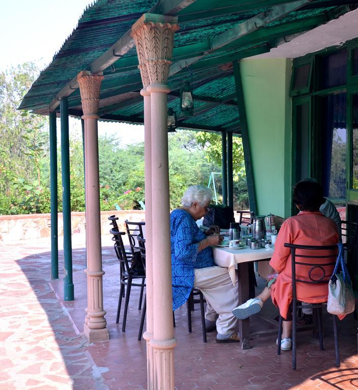 Hotel Bharatpur Ashok Dış mekan fotoğraf