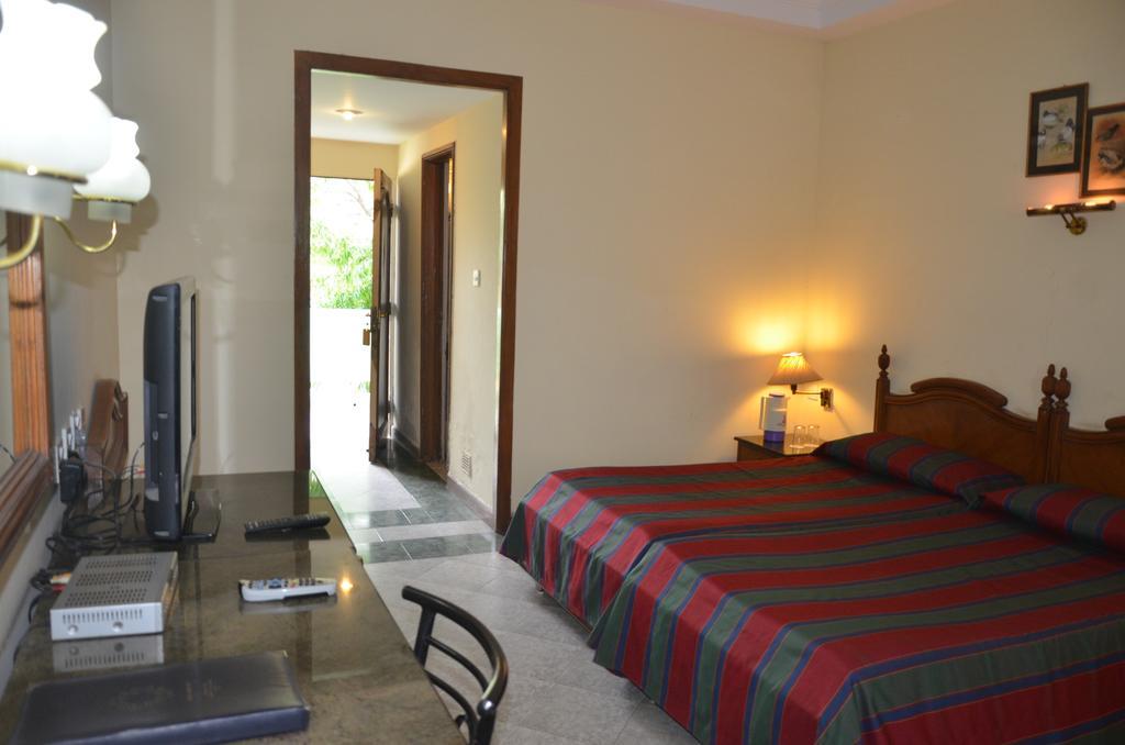 Hotel Bharatpur Ashok Dış mekan fotoğraf