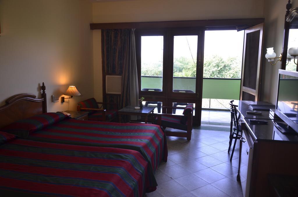 Hotel Bharatpur Ashok Dış mekan fotoğraf
