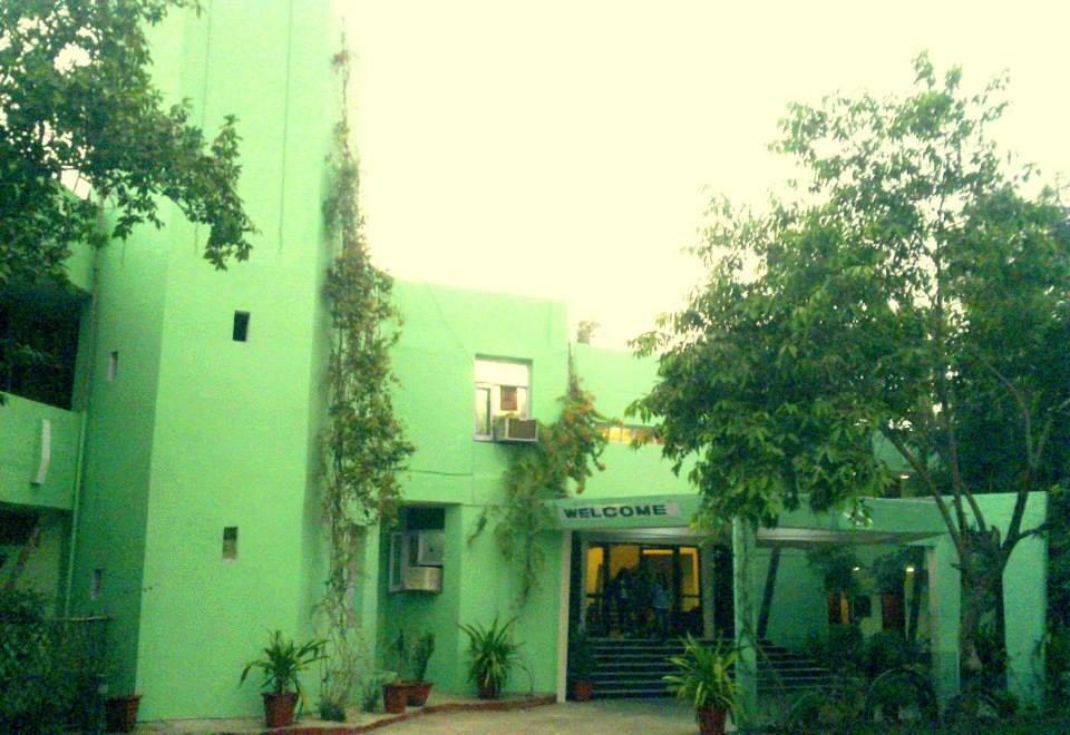 Hotel Bharatpur Ashok Dış mekan fotoğraf