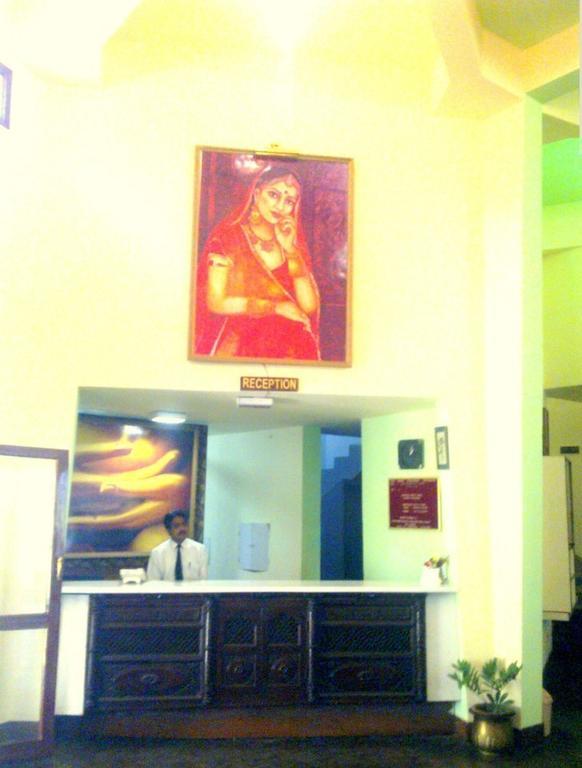Hotel Bharatpur Ashok Dış mekan fotoğraf